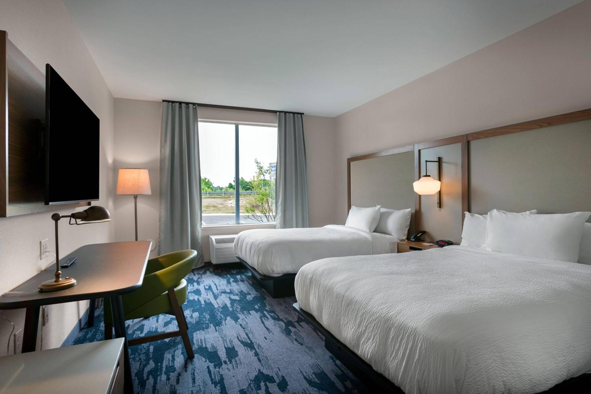 Fairfield By Marriott Inn & Suites Стейтсвилл Экстерьер фото