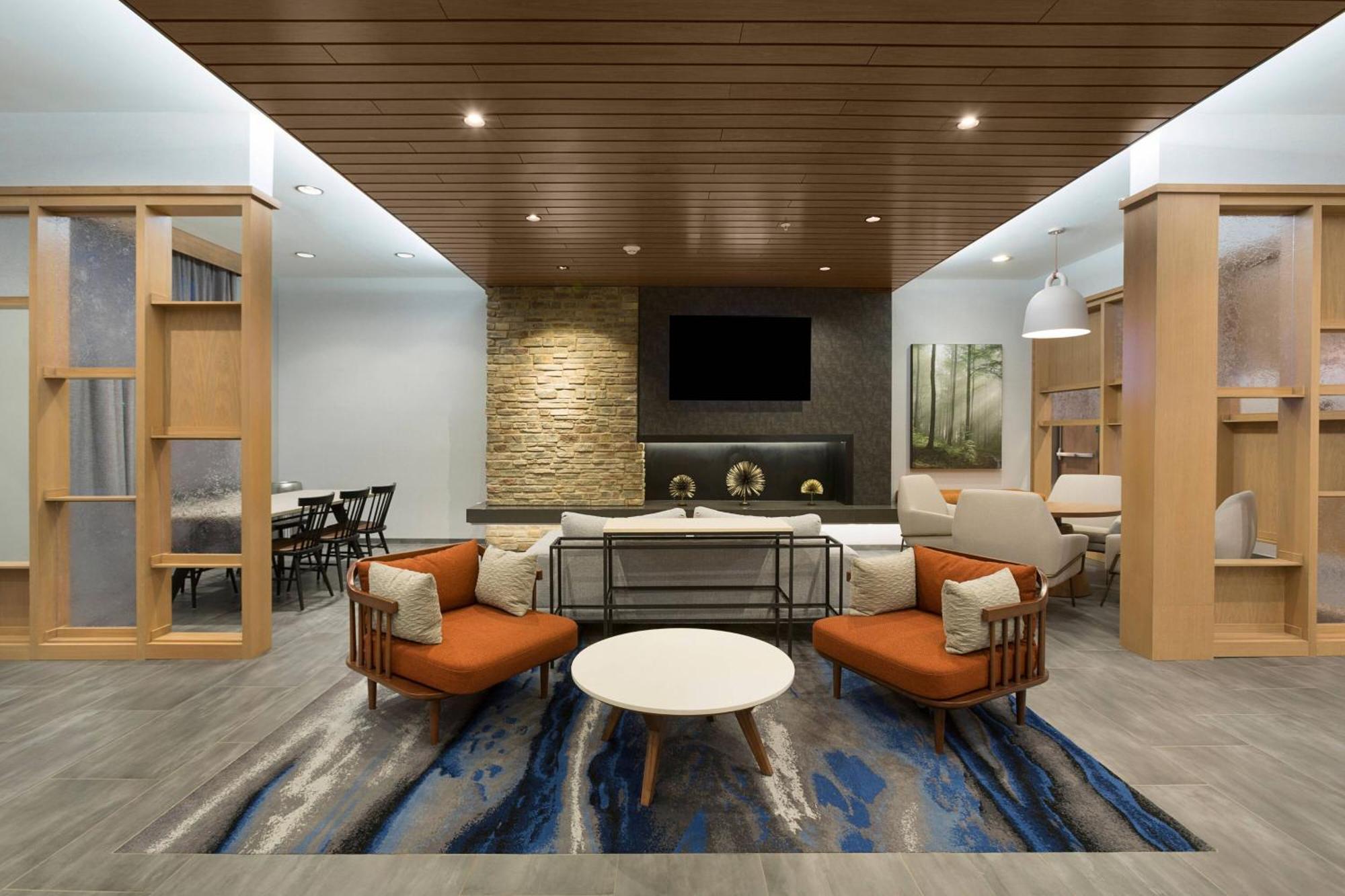 Fairfield By Marriott Inn & Suites Стейтсвилл Экстерьер фото